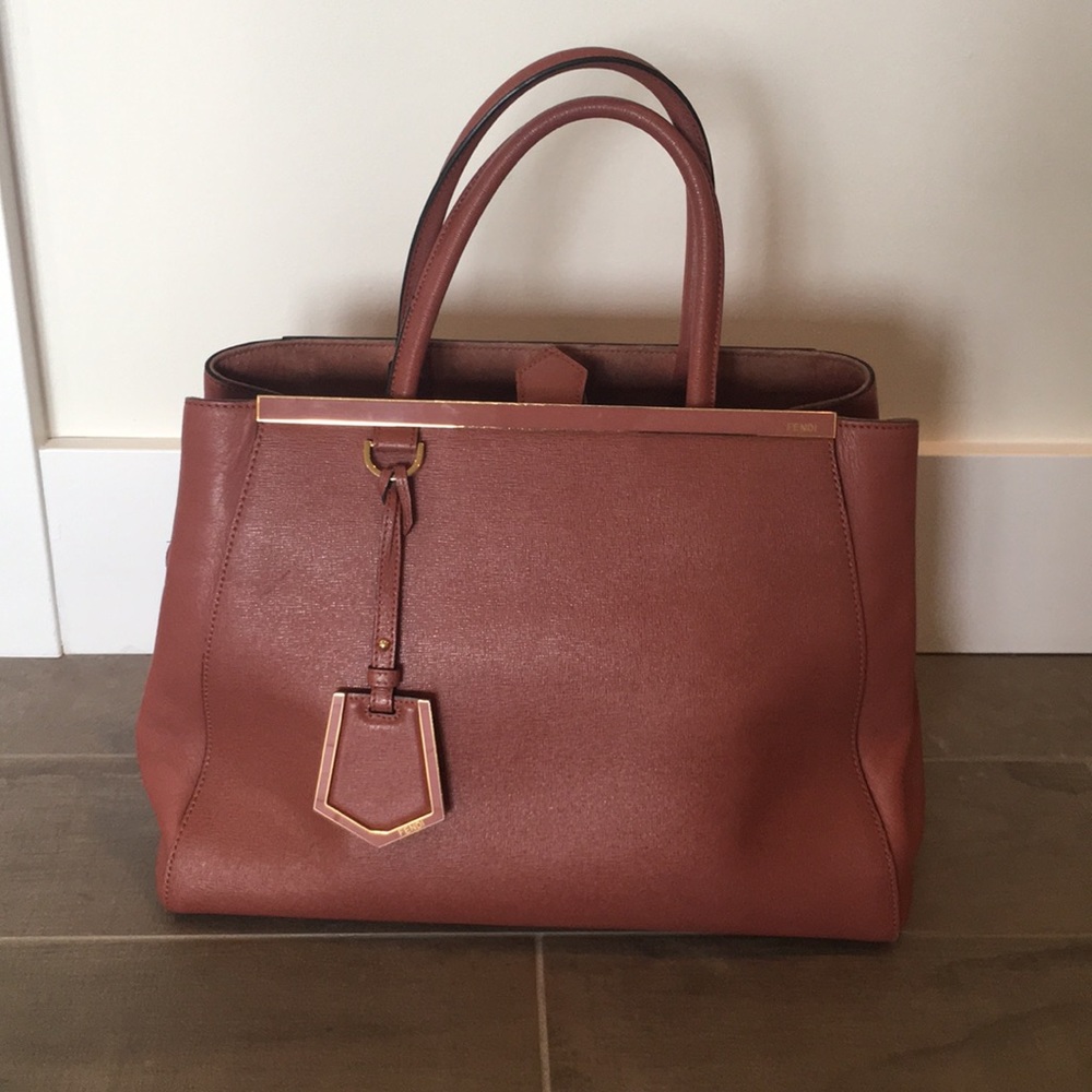 Fendi 2jours Medium size in Terra-cotta - Picture 2 of 8
